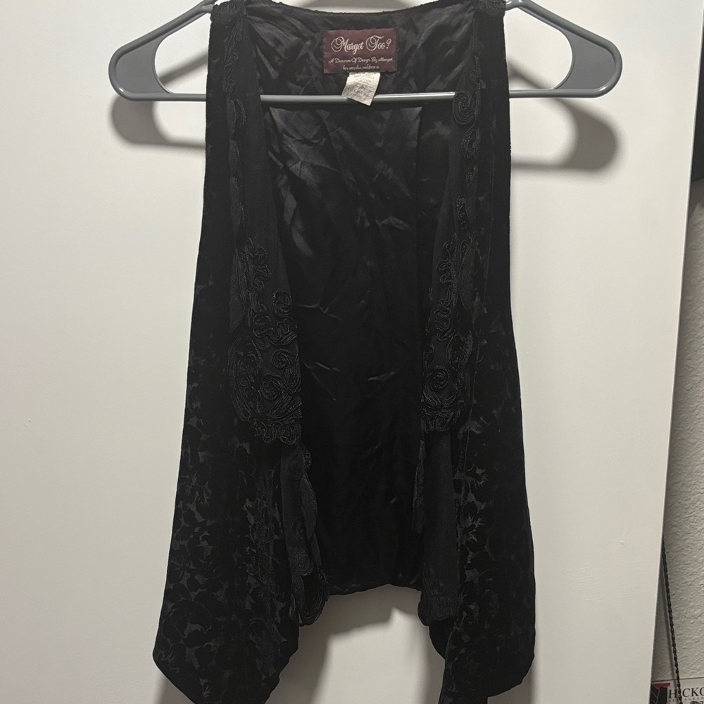 Margot Black Lace Vest